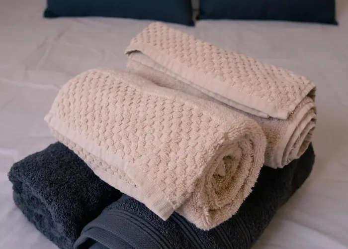 La Parenthese Du Sud Parking Calme Et Confort Διαμέρισμα Βαλένς